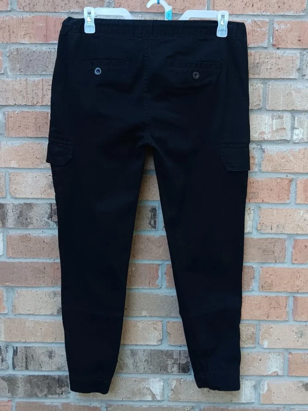 Akademiks Men's Pull-On Jogger Pants with Pockets Zipped Sides Black Size L